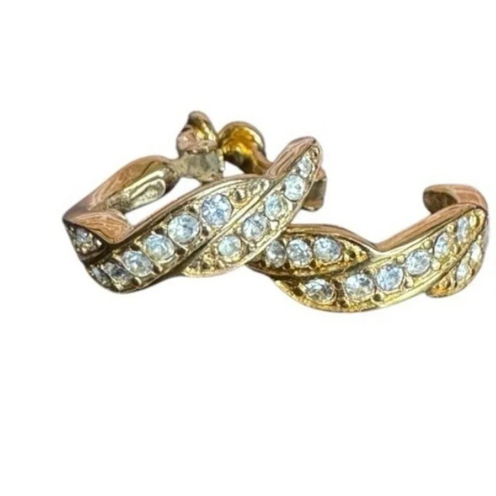 Givenchi gold tone twist clip earrings‎